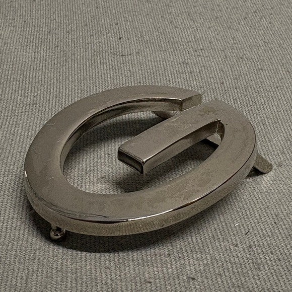 GUESS "G" Logo Buckle Only Silver Tone 2.25"x2.75" Women's Belt Accesory - Picture 1 of 7